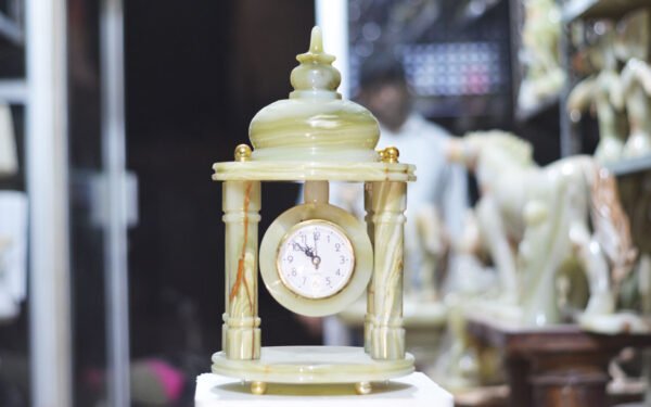 TABLE CLOCK 12 INCHES